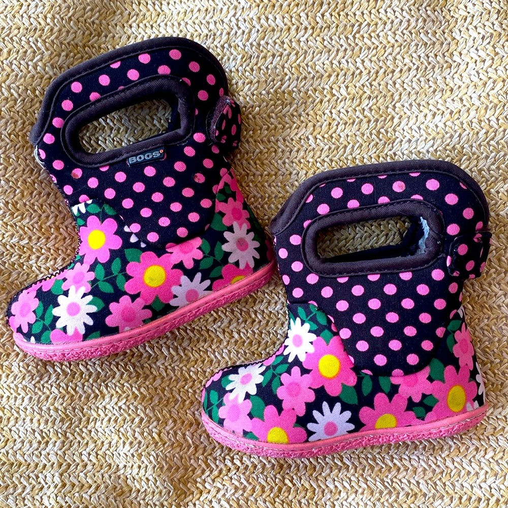 Baby Bogs size 4
